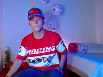 Chaturbate Sex Chat of dominic_hanks