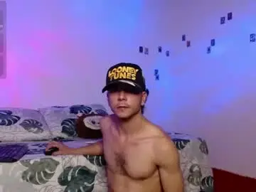 Chaturbate Live Porn of dominic_hanks