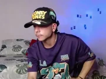 Chaturbate Sex Cam of dominic_hanks