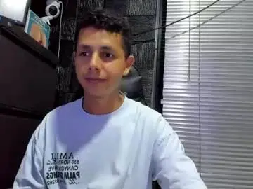 Chaturbate Free Live Porn of g_lincoln