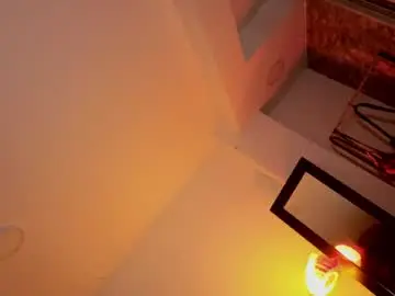 Chaturbate Live Sex Cam of chloe_cooperr