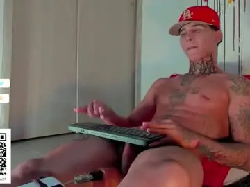 Chaturbate Watch Live Sex Cams of damian_queen