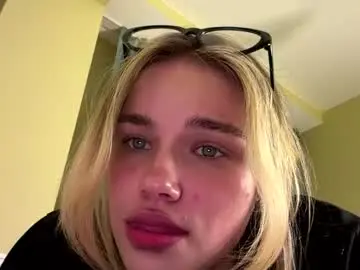 Chaturbate Free Porn Cam of laurineleconey