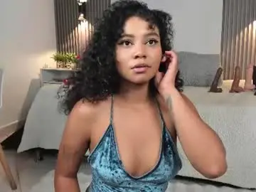 Chaturbate Live Sex Cam of zafiiraa