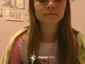 Chaturbate Nude Webcam of happyemily18