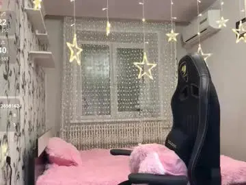 Chaturbate Free Porn Cam of krystlehymel