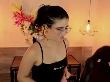 Chaturbate Watch Live Sex Cams of lillianderson