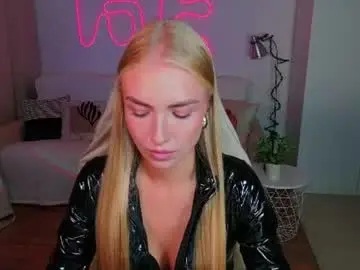 Chaturbate Free Live Porn of vivian_sky