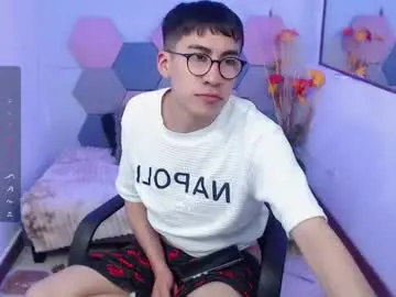 Chaturbate Adult Webcams of andy_norton
