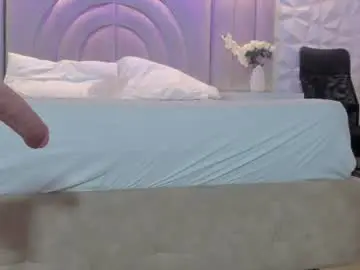 Chaturbate Watch Live Sex Cams of ellye_evans_