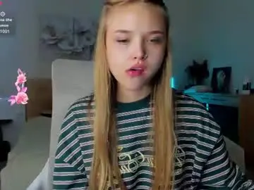 Chaturbate Live Porn of flooora_0