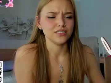 Chaturbate Live Porn of flooora_0