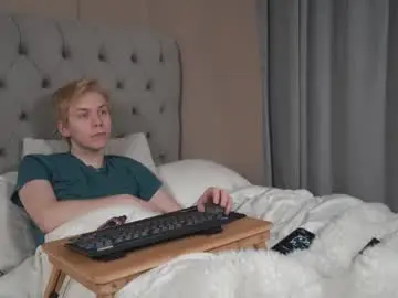 Chaturbate Free Live Porn of scottish_twink01