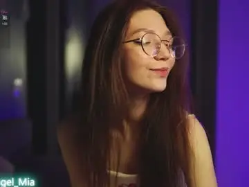 Chaturbate Live Sex Cam of angels_kiss