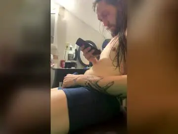 Chaturbate Live Sex Cam of bigdickdaddy42023