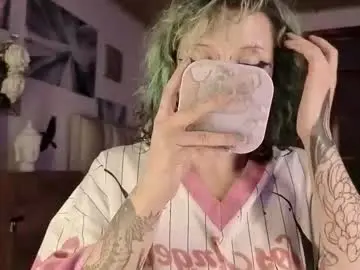 Chaturbate Free Porn Cam of eloisee_