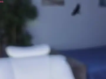 Chaturbate Best live sex cam show of eloisee_