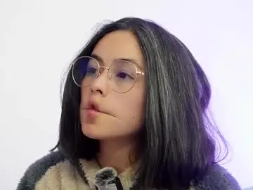 Chaturbate Live Porn of hawaiibliss_18