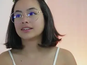 Chaturbate Free Porn Cam of hawaiibliss_18