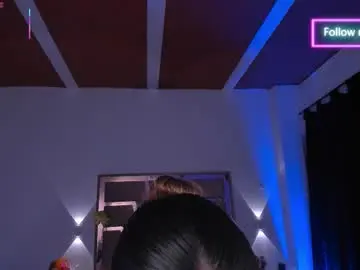 Chaturbate Live Sex Cam of lunna_roosee