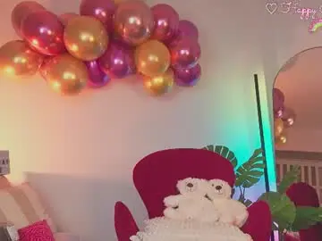 Chaturbate Live Sex Cam of melaniecorner
