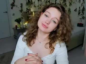 Chaturbate Adult Webcams of miraclecurly