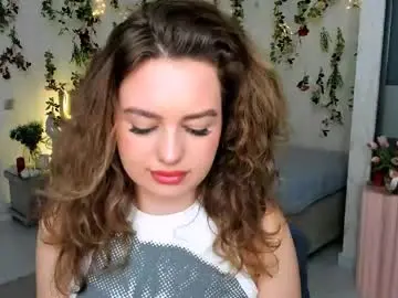 Chaturbate Free Porn Cam of miraclecurly