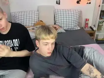 Chaturbate Live Sex Cam of olivertasty