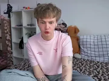 Chaturbate Watch Live Sex Cams of olivertasty