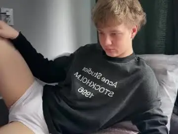 Chaturbate Live Sex Cam of olivertasty