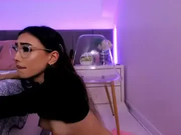 Chaturbate Adult Webcams of shy_eveline