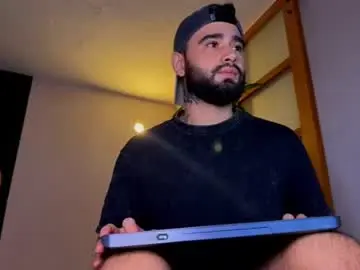Chaturbate Live Sex Cam of zack_sullivan22