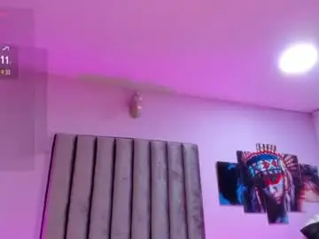 Chaturbate Sex Chat of isabella_flowerss