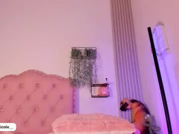 Chaturbate Best live sex cam show of sweet_nicole_1