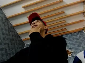 Chaturbate Live Sex Cam of dereck_monroe