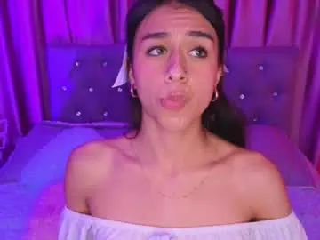 Chaturbate Watch Live Sex Cams of emiiscoot_1