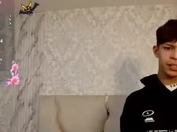 Chaturbate Watch Live Sex Cams of oliiver_tay
