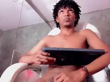 Chaturbate Free Live Porn of raymond_steel