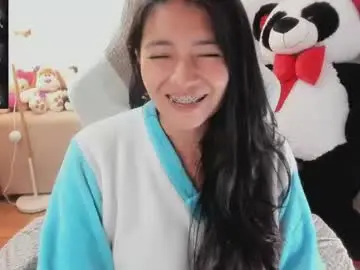 Chaturbate Watch Live Sex Cams of andrea_bonnie