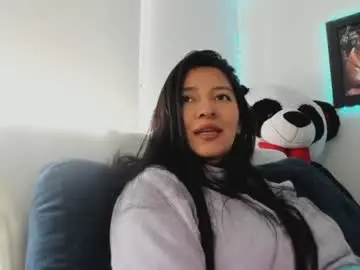 Chaturbate Live Sex of andrea_bonnie