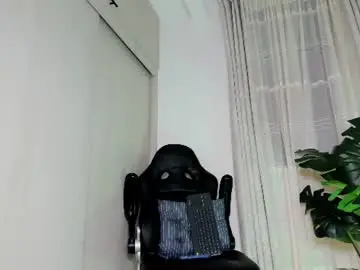 Chaturbate Adult Video Chat of biscuit_oliva_