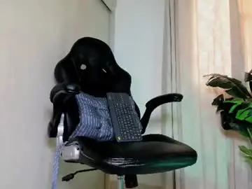 Chaturbate Watch Live Sex Cams of biscuit_oliva_