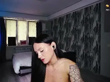 Chaturbate Free Porn Cam of little_birdy