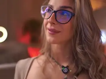 Chaturbate Adult Video Chat of maddiebryggs