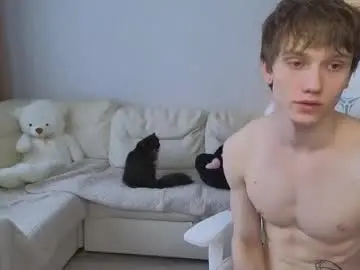 Chaturbate Watch Live Sex Cams of pupsenish