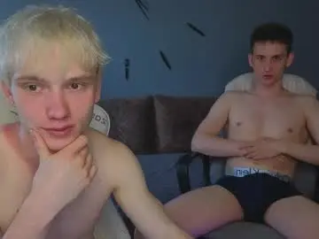 Chaturbate Live Sex Cam of pupsenish