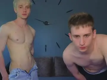 Chaturbate Live Sex Cam of pupsenish