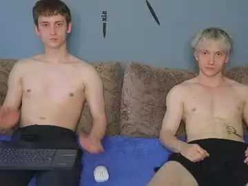 Chaturbate Live Sex Cam of pupsenish