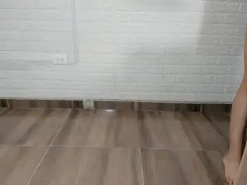 Chaturbate Live Porn of sara_love_1