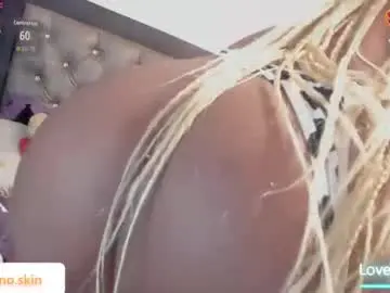 Chaturbate Live Sex of ebonyskinn